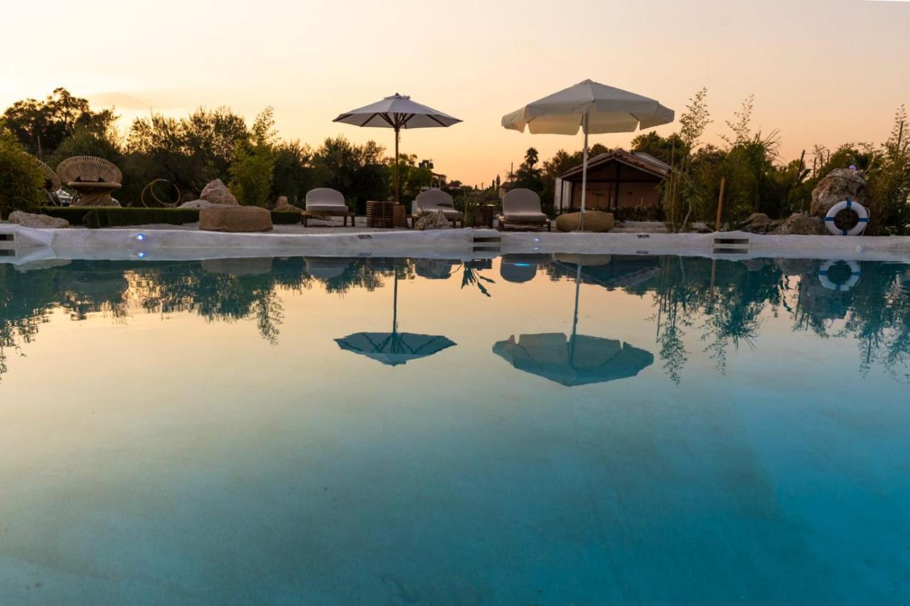 Sun 'N Chill, Boutique Apartments & Beach Villa Melikia Экстерьер фото